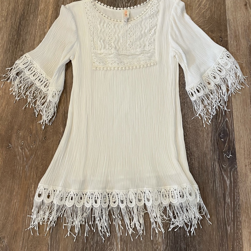 Girls dress size 8